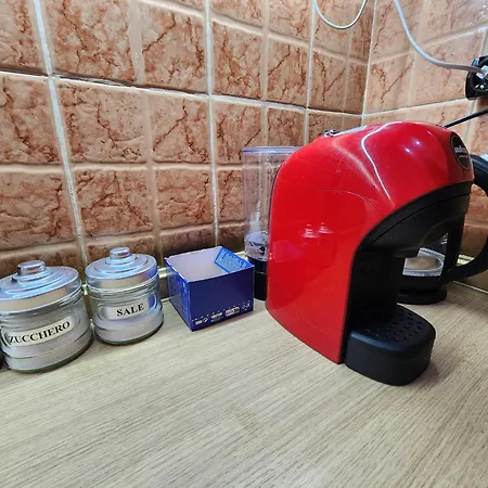 Apartamento Cozy Sunlit With Scenic Balcony View Tirana